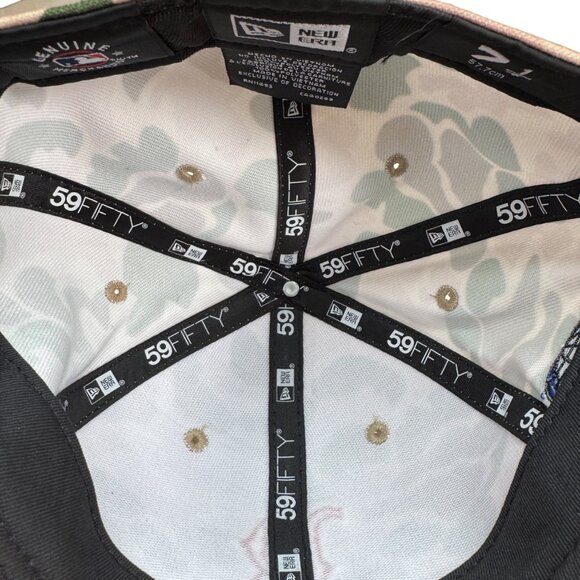 New Era Boston Red Sox 2004 World Series Side Patch 59Fifty Fitted Hat 7 1/4 NWT - Picture 7 of 9